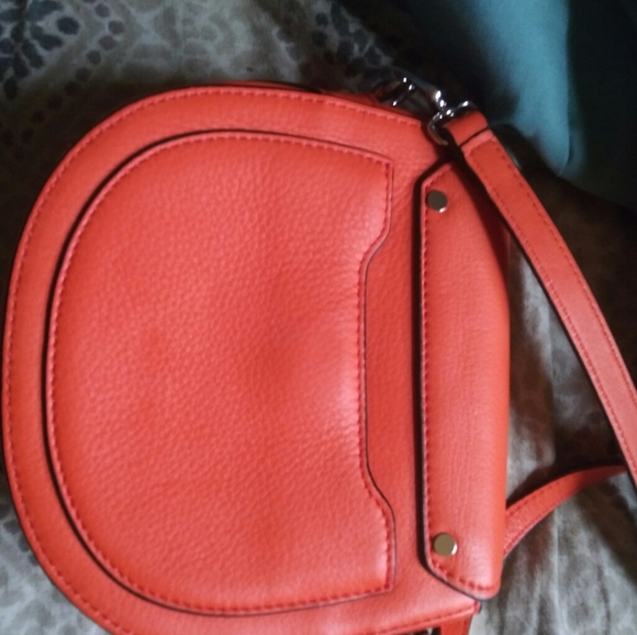 Purse - Picture 1 of 3